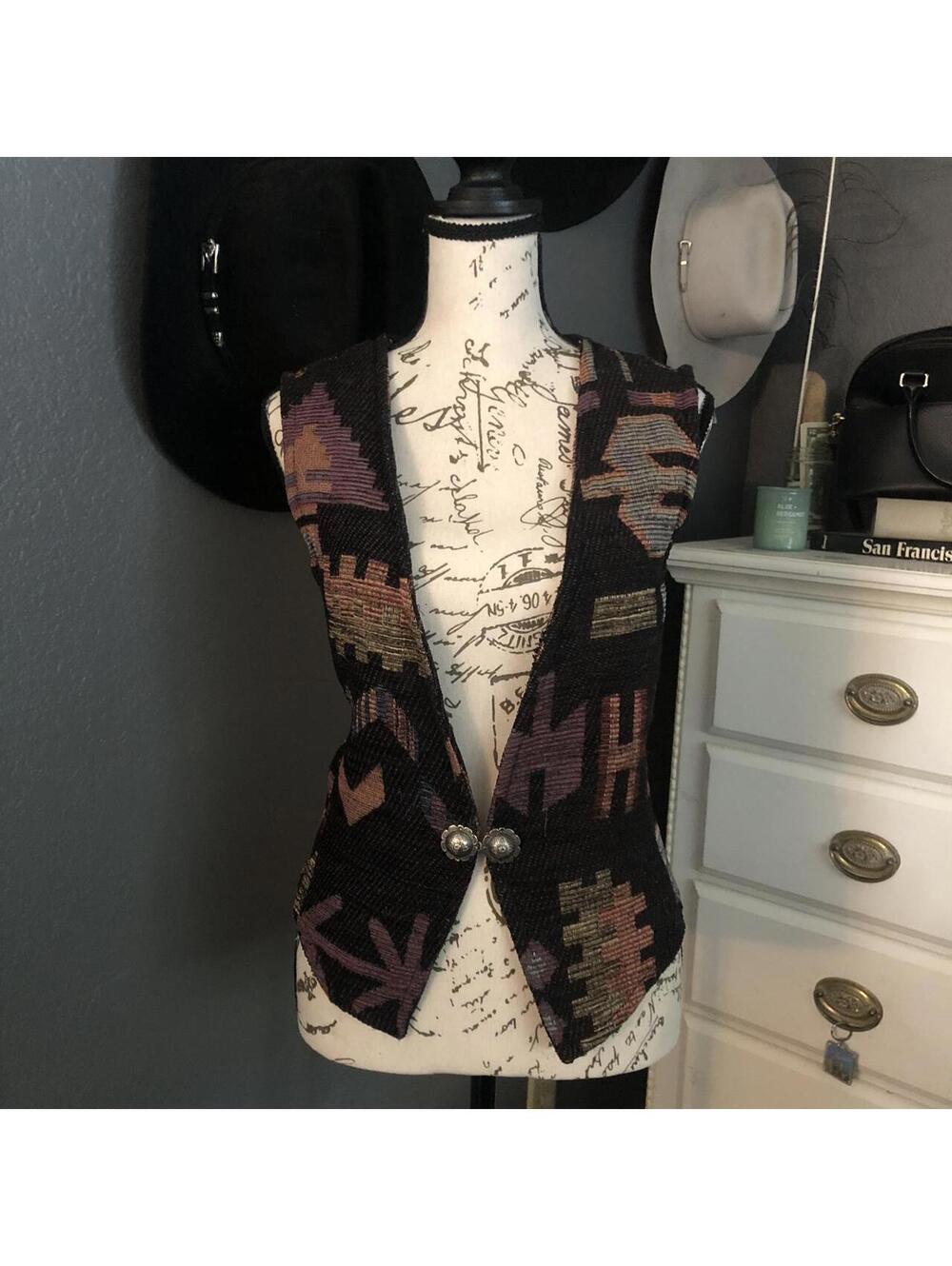 Vintage RoughRider Western Vest Concho Native Pattern Purple Sz M